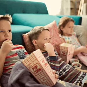 kids watching film 
